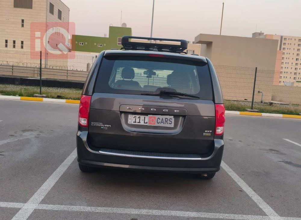 دودج جراند كارافان